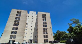 Apartamento no condôminio Alvarinho!!